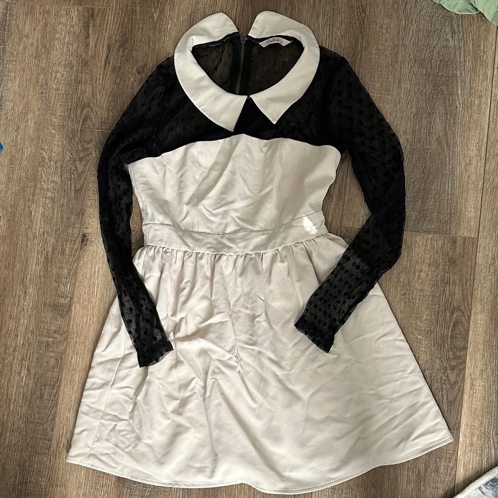 Black and Cream Long Sleeve Dress
